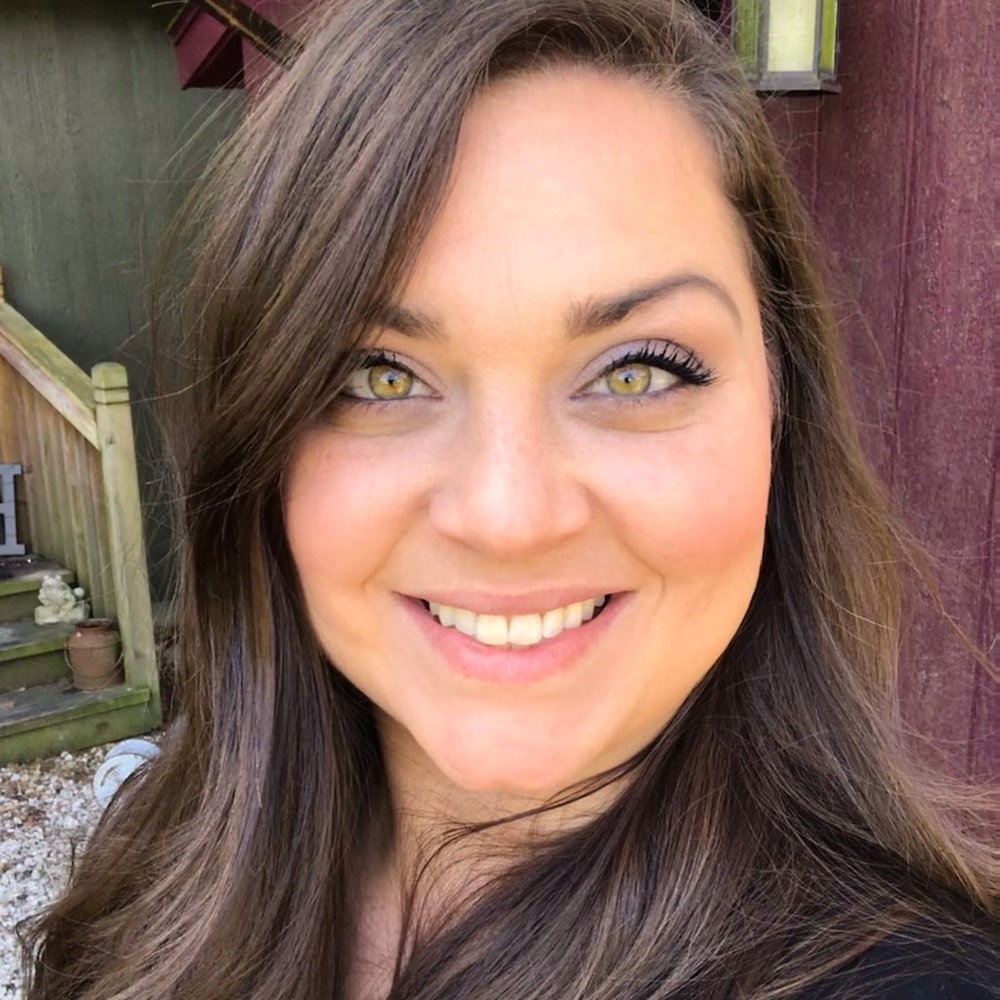 Meet your Posher, Lynsey